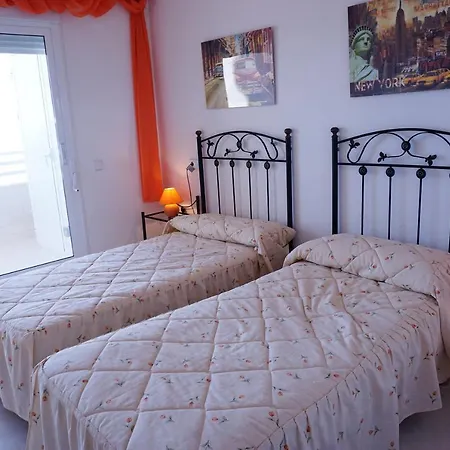 Lejlighed Bright In 100m² With Sea View & Pool Calpe