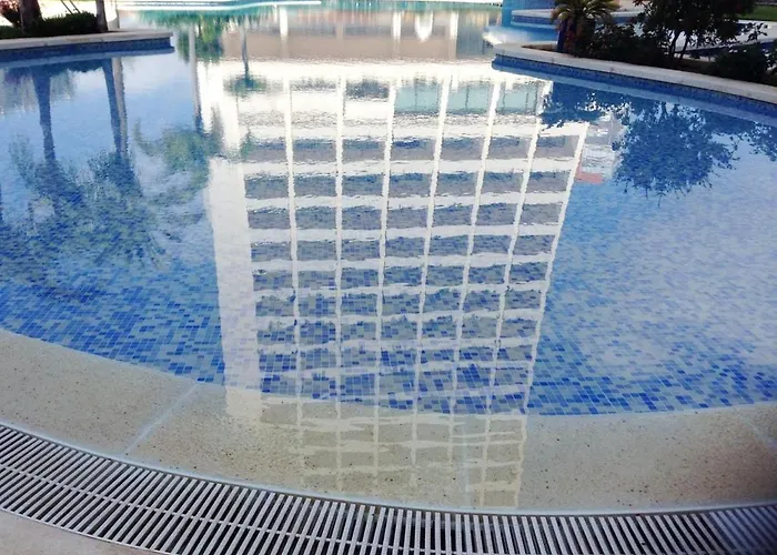 Apartment Bright In 100m² With Sea View & Pool Calp